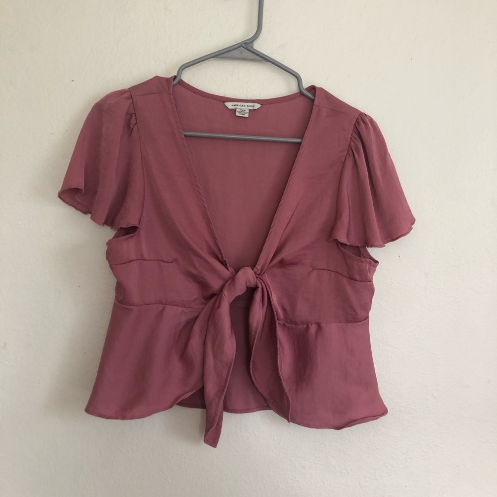 American Eagle tie front top